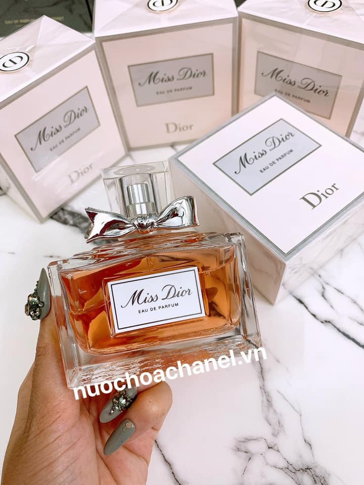 Dior Miss Dior  Eau de parfum pour femme  50 ml  INCI Beauty